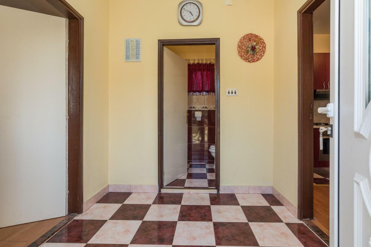 Apartman Mladenka Sukošan Zewnętrze zdjęcie