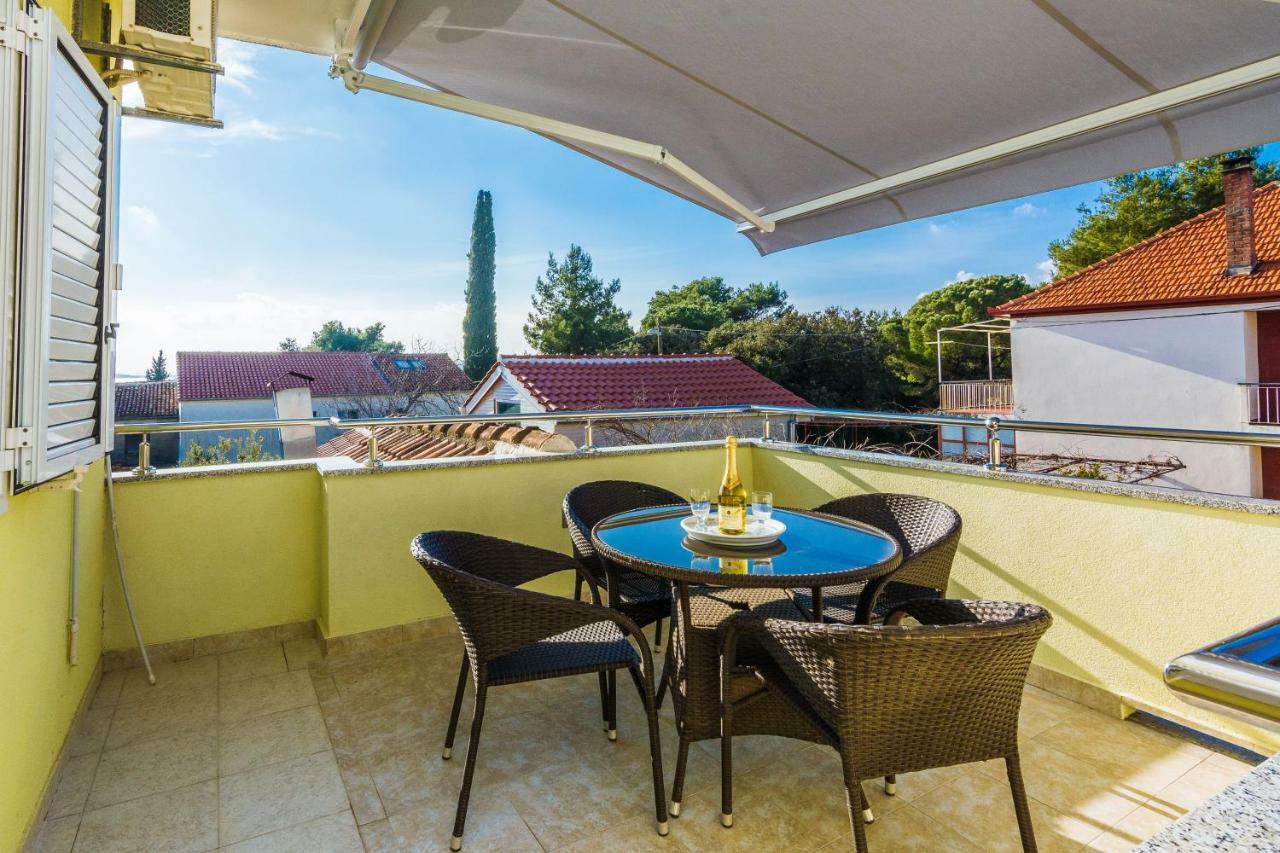 Apartman Mladenka Sukošan Zewnętrze zdjęcie